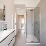 アパート Rivazza - Free Wifi, Air Conditioning & Private Parking イーモラ