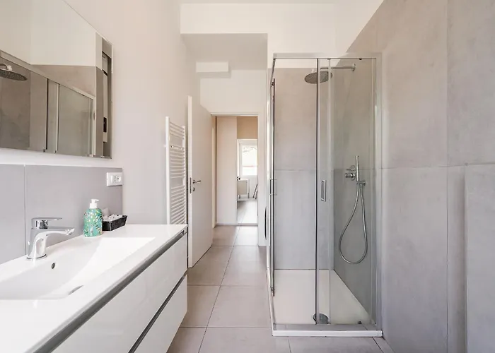 Appartamento Rivazza - Free Wifi, Air Conditioning&private Parking Imola