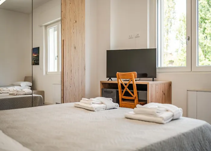 Rivazza - Free Wifi, Air Conditioning&private Parking Appartamento Imola